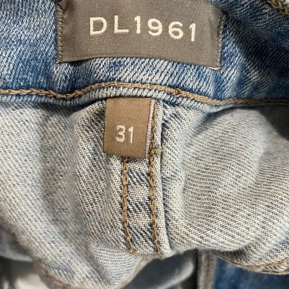 DL 1961 Jeans womens 31 x 26 blue ripped distress Susie‎ high rise Tapered - Picture 9 of 9